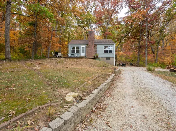 206 S Lake Dr, Hillsboro, MO 63050