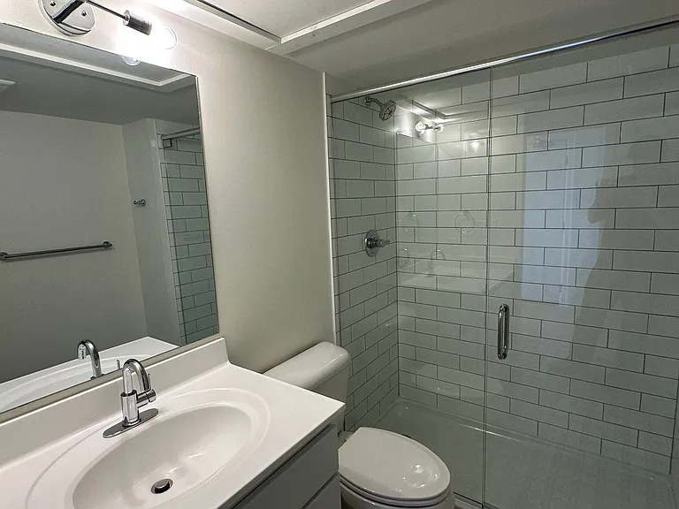 1329 Main St — Photo 8
