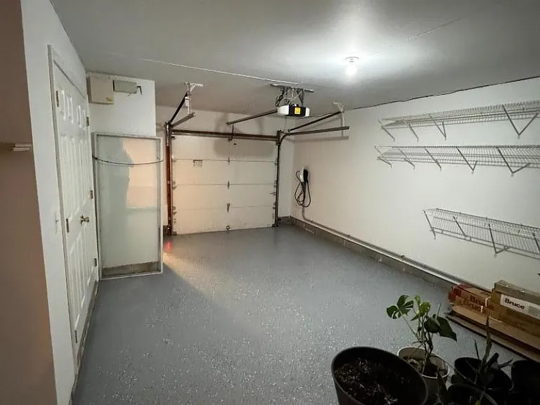 533 Coventry Dr — Photo 30
