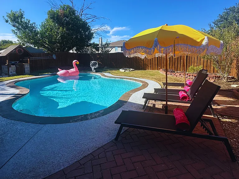 2317 Birch Dr — Photo 4