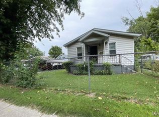 823 N 80th St, East Saint Louis, IL 62203