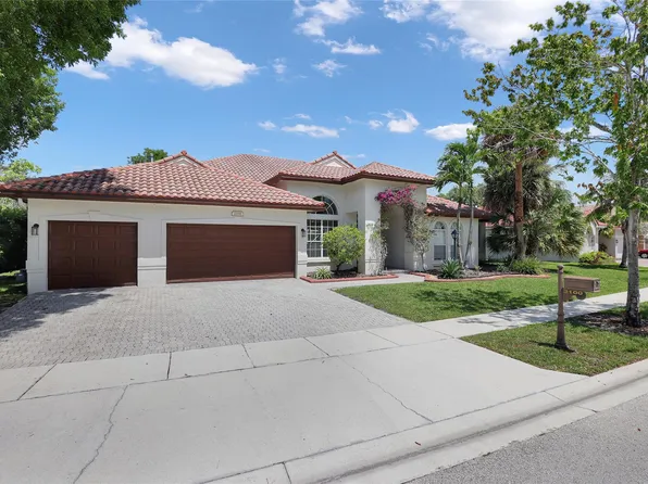 2100 NW 127th Avenue, Pembroke Pines, FL 33028
