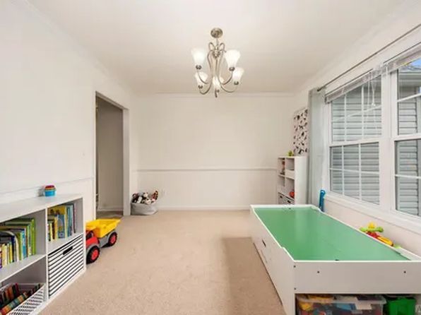 207 Enchanted Way