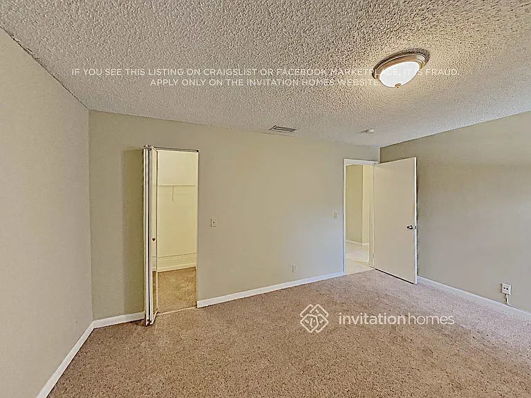 381 Wildwood Ln E — Photo 8