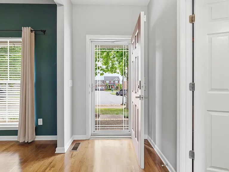 3208 Calder Ct — Photo 3