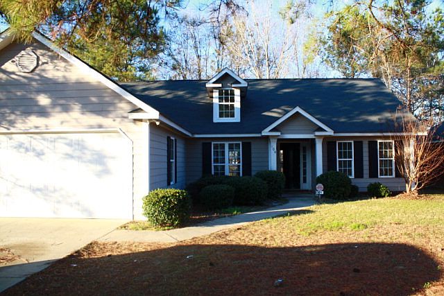 1st image of 104 Northbrook Ct