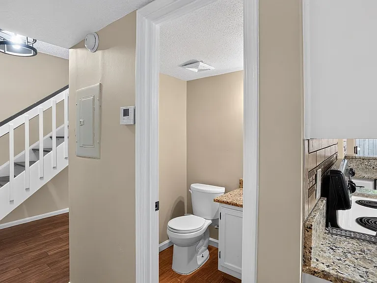 6701 Dickens Ferry Rd #68 — Photo 12
