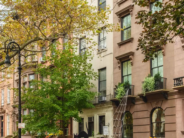 102 Pierrepont Street image 7 of 42