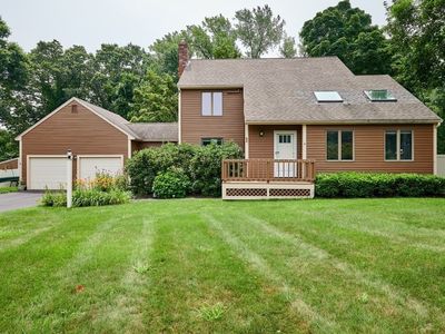 2 Kings Row Ln, Framingham, MA, 01701