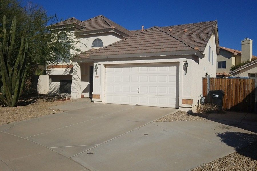 2nd image of 3331 N 108th Ln