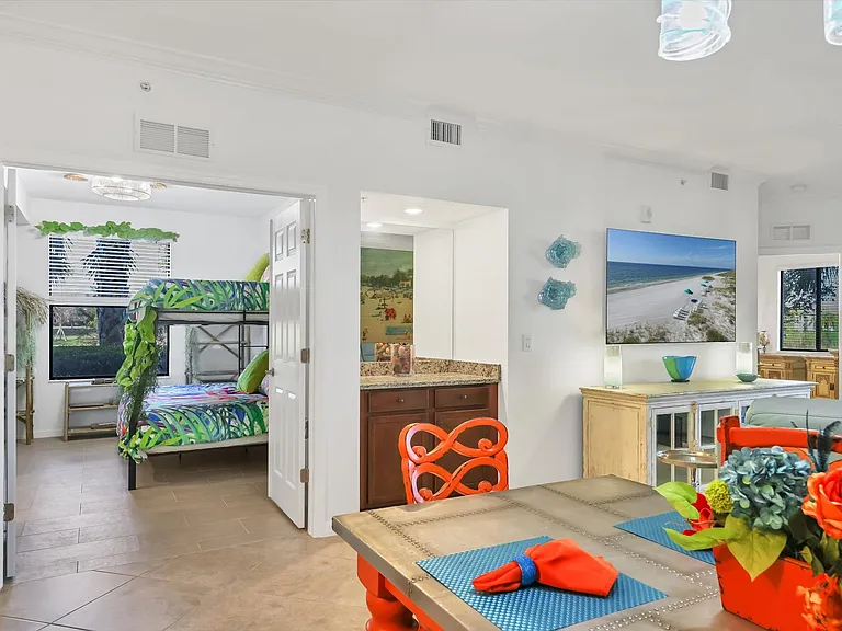 5558 Palmer Cir #101 — Photo 24