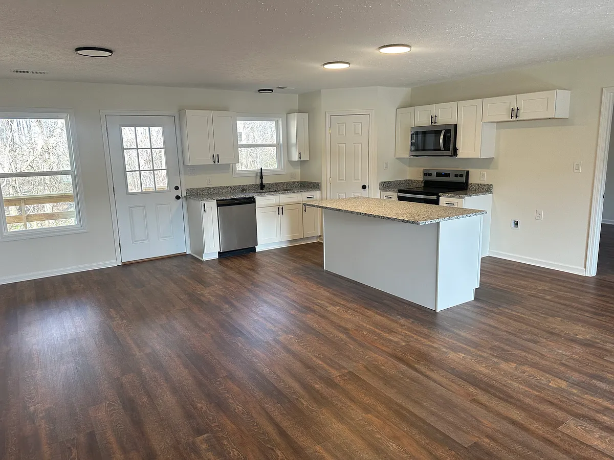 Building Photo - 85 Hamlett Cv