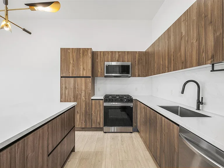 104 Tolima Dove St — Photo 11