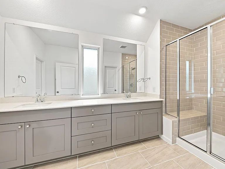 4926 Chester Lake Ln — Photo 16