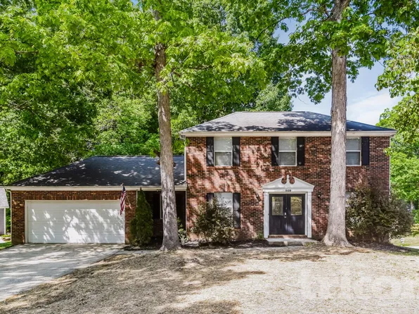 509 Glen Ellyn Ct, Charlotte, NC 28213