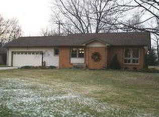 22975 Prospect St, Armada, MI 48005