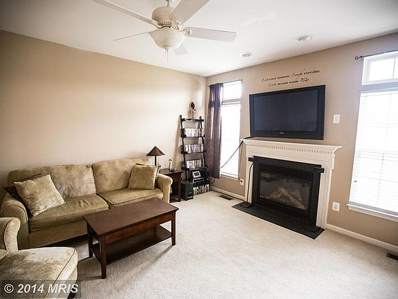5th image of 7175 McHenry Ct