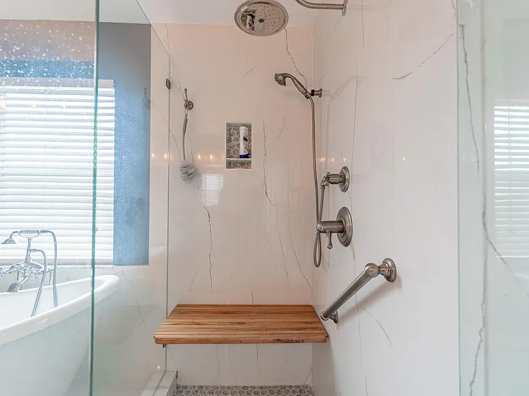 5593 NW Wesley Rd — Photo 32