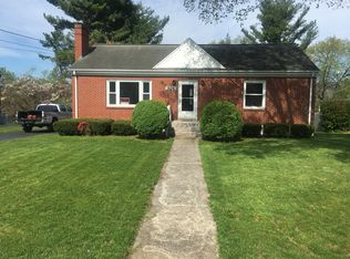 1024 Ridgecrest Dr, Roanoke, VA 24019