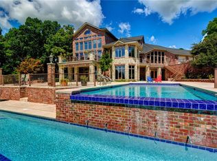 200 Rabbitt Ridge Ln, Camdenton, MO 65020