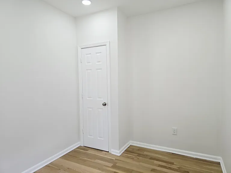 15 Dwight St #2 — Photo 26