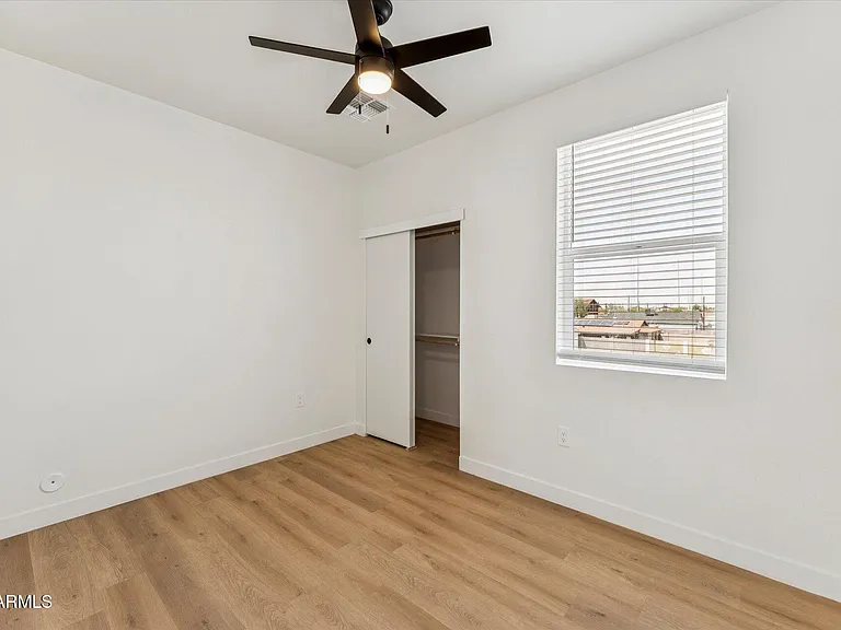 1725 W Sherman St #C — Photo 10