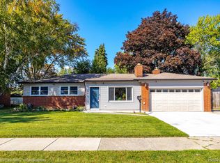 20631 Tullio St, Clinton Township, MI 48035