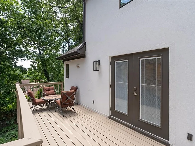 4610 Morton Rd — Photo 53