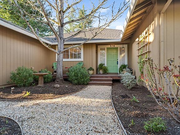 4th image of 378 Benicia Drive
