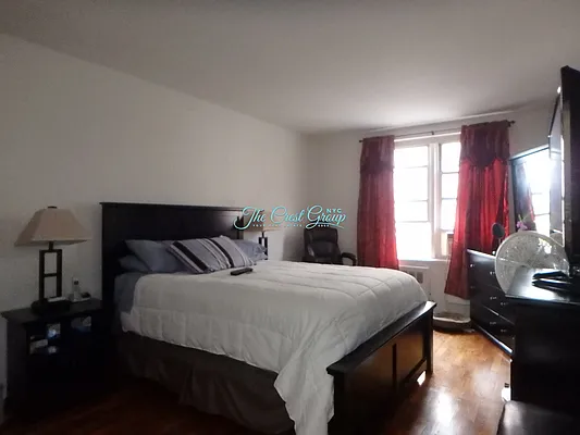 Rented by The Crest Group | media 3