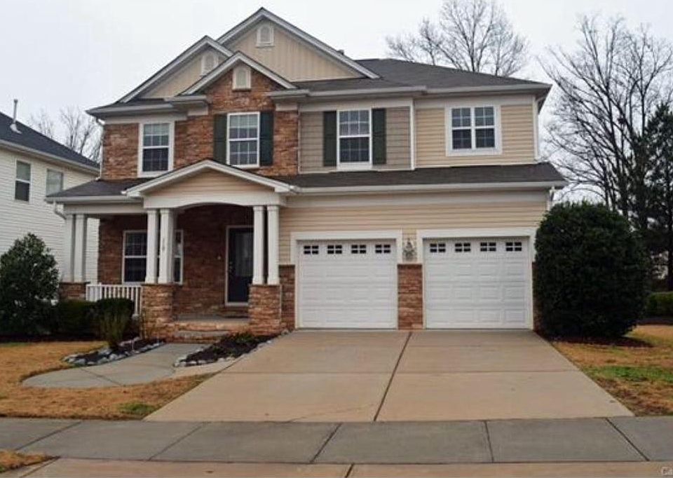 1st image of 119 Silverspring Pl