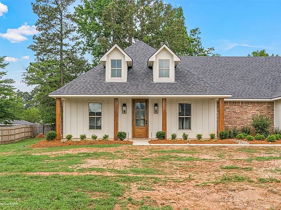 2nd image of 209 Marble Pl