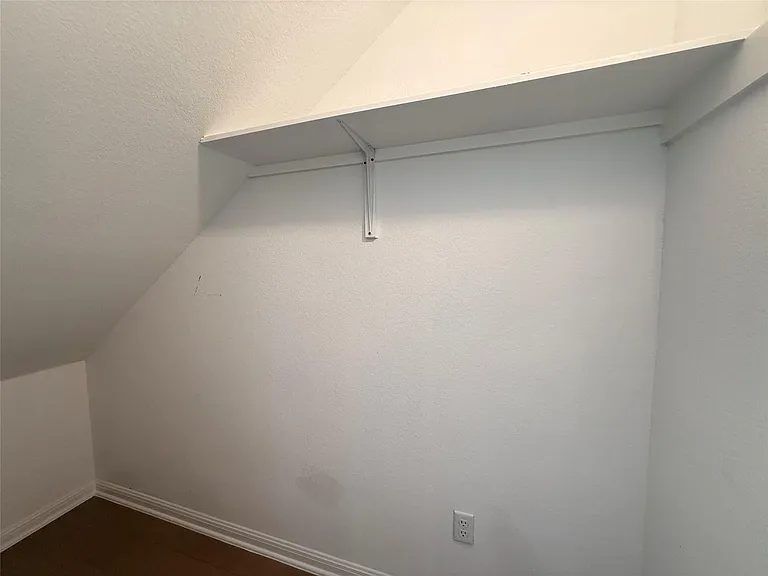 628 Leeward Pass — Photo 11