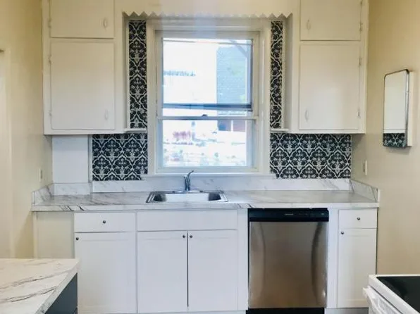 201 S Market St APT 3B, Frederick, MD 21701