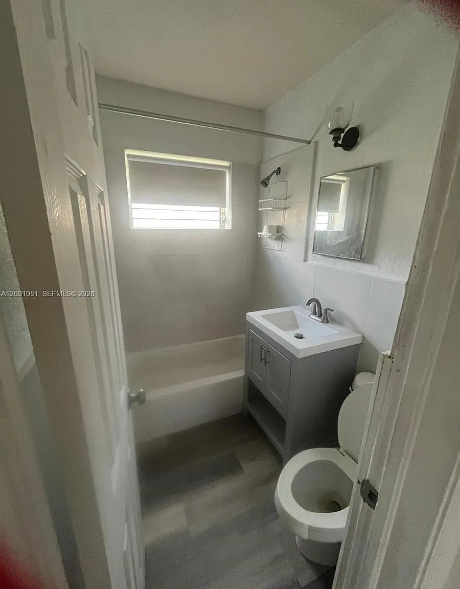 Cravatts Allapattah Homes — Photo 3