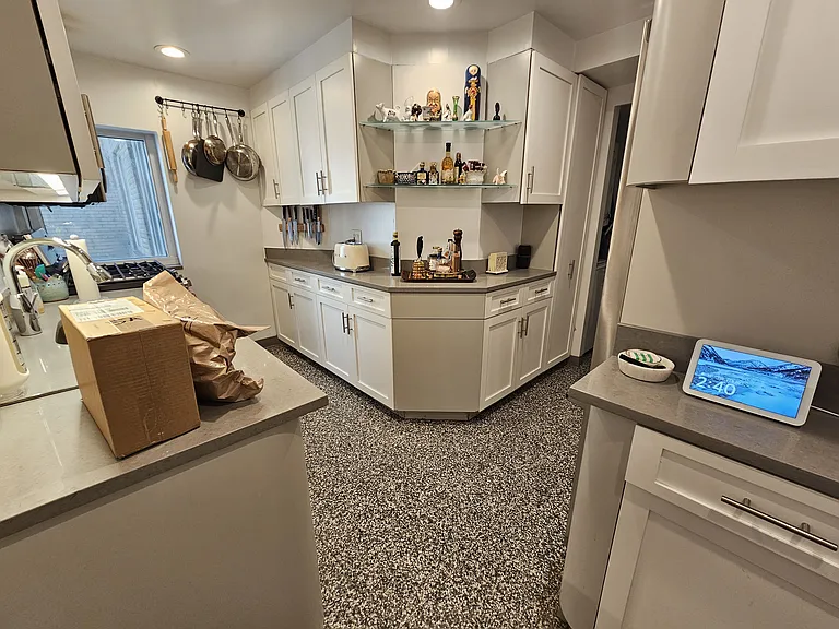 40 Central Park S #15A — Photo 13