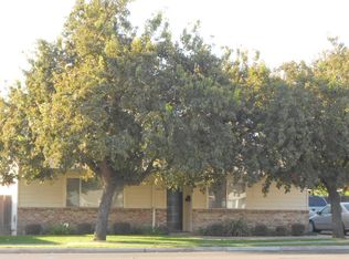 4550 E Clinton Ave, Fresno, CA 93703