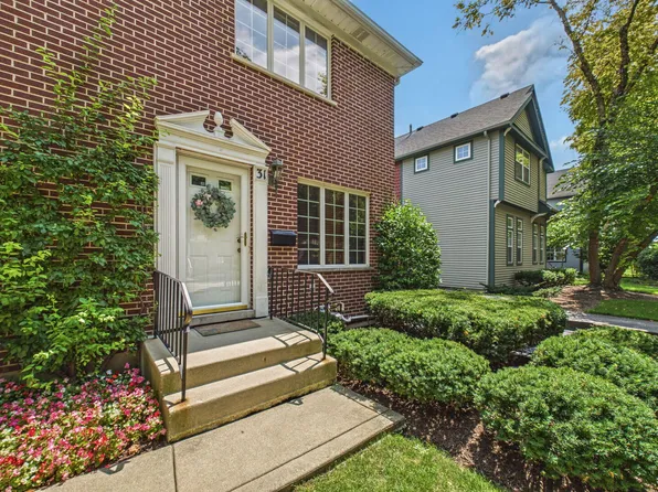 31 N Madison Ave, La Grange, IL 60525