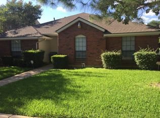 2317 Kingsford Ct, Arlington, TX 76017