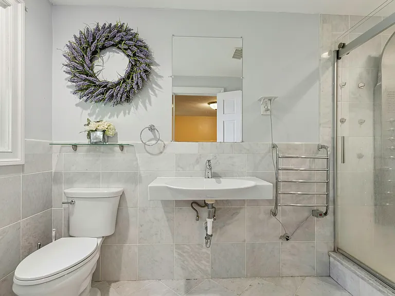817 Winton St #1 — Photo 15
