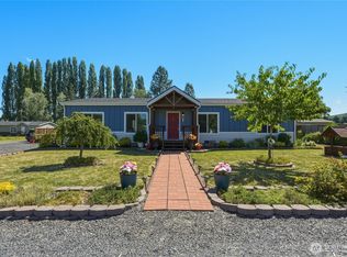 620 S 1st St, Pe Ell, WA 98572