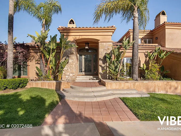 1650 Mesa Ridge Ave — Photo 3
