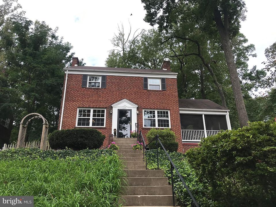 1st image of 2224 N Quincy St
