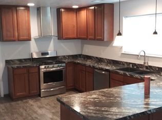 1114 Sandler Dr NE, Albuquerque, NM 87112