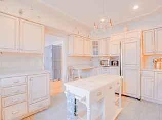 7503 3rd Ave, Kenosha, WI 53143