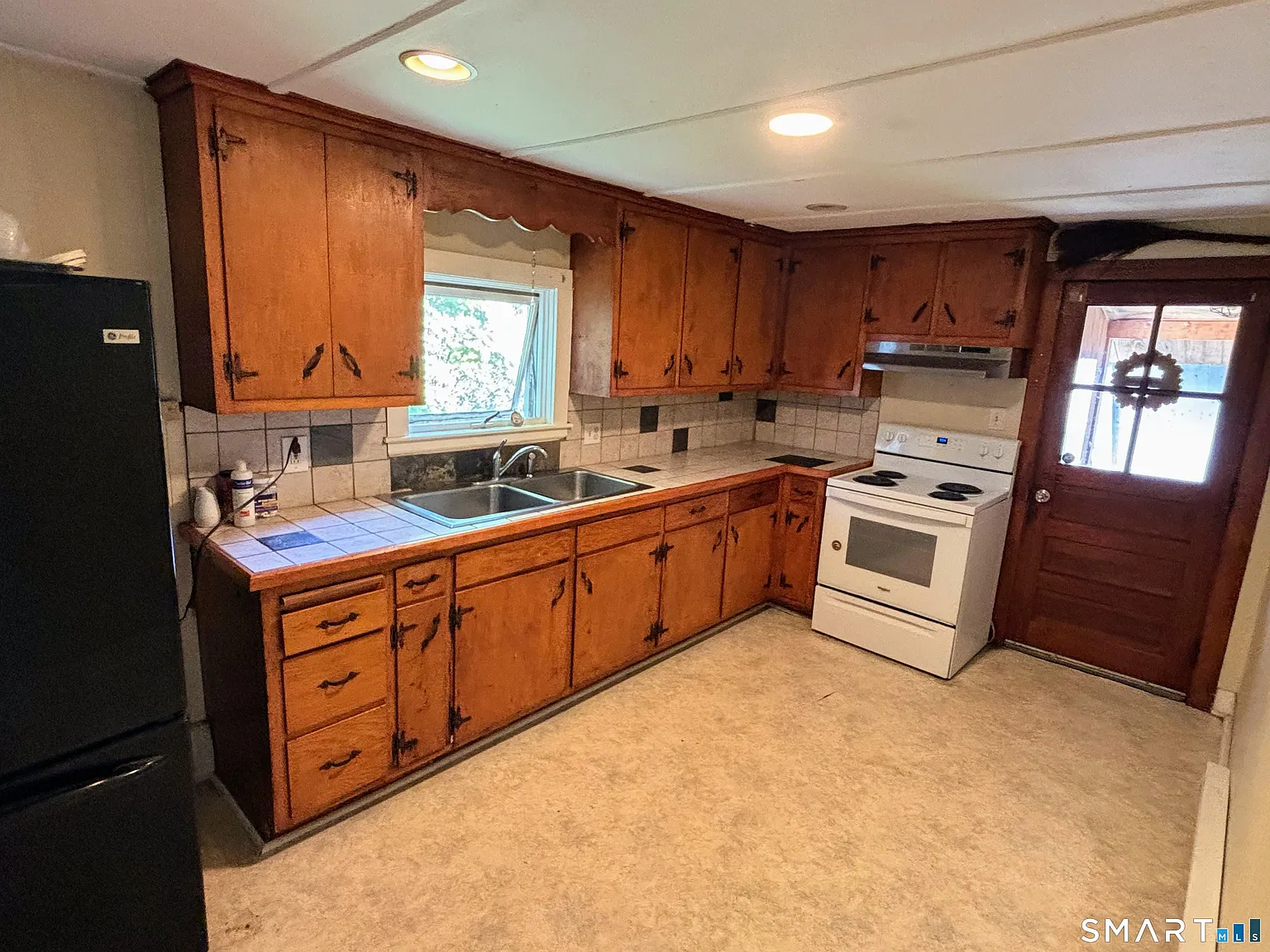 1 bed, 1.0 bath, 656 sqft, $1,400 — Photo 2