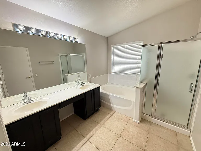 3526 E Edna Ave — Photo 17