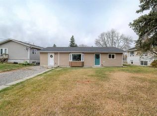 77 E 2nd St SE, High River, AB T1V1G6