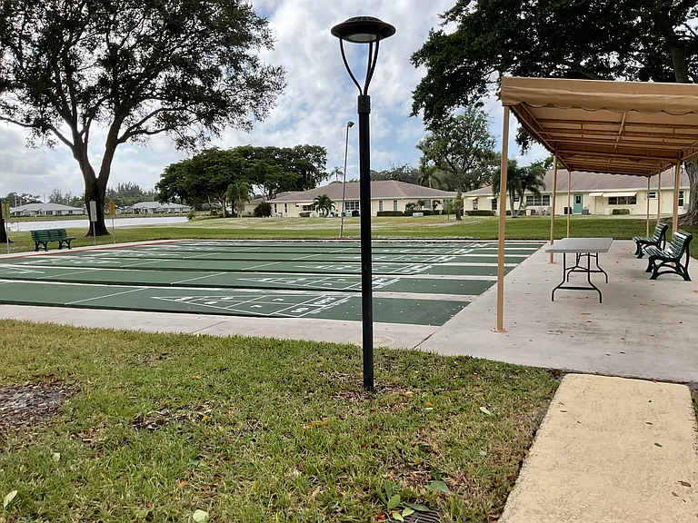 5397 Lakefront Blvd #A — Photo 39