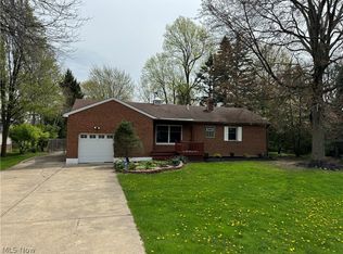 533 Miner Rd, Highland Heights, OH 44143